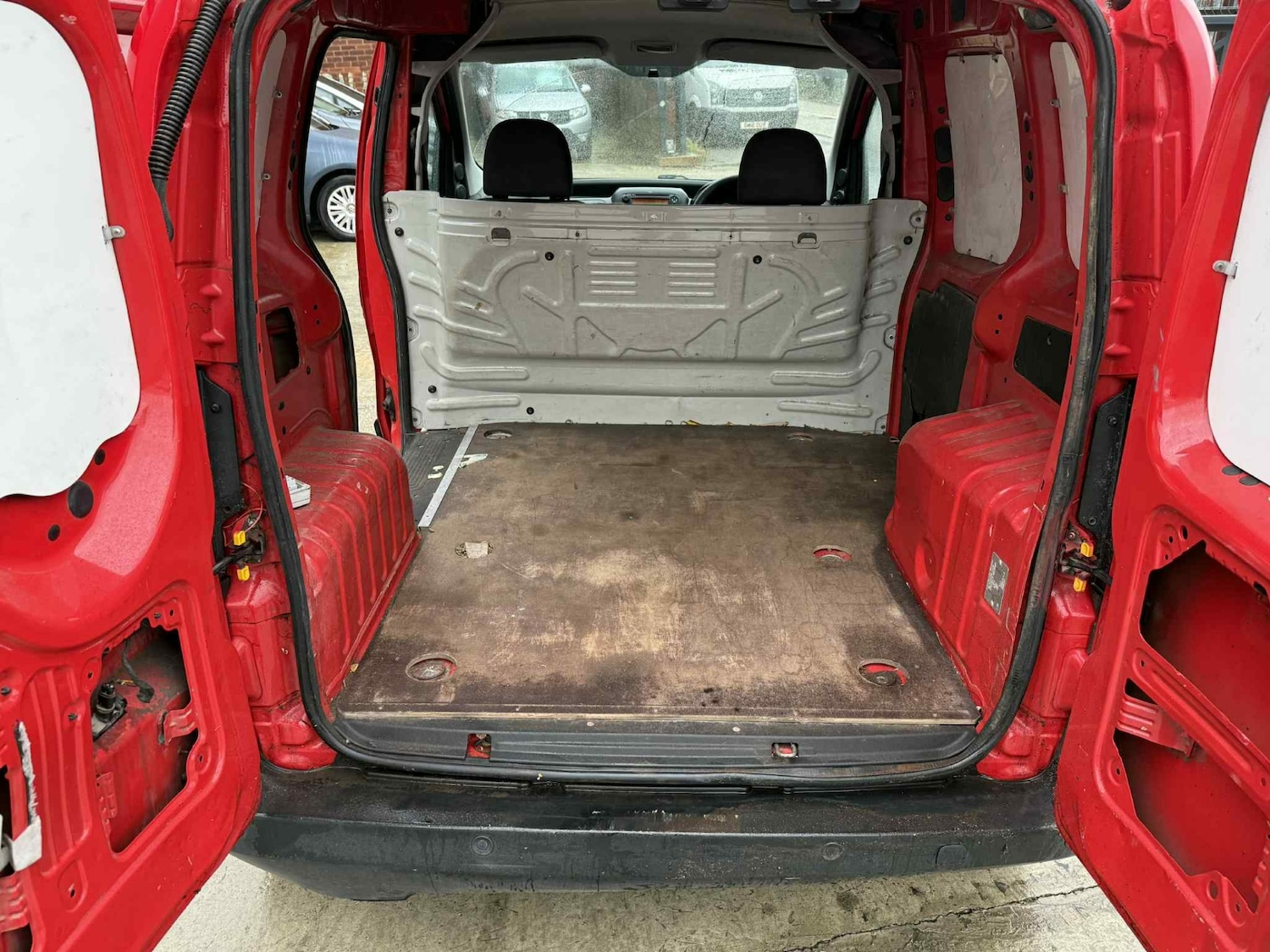 Used Peugeot Bipper 2011 for sale - 76589198: Photo 13