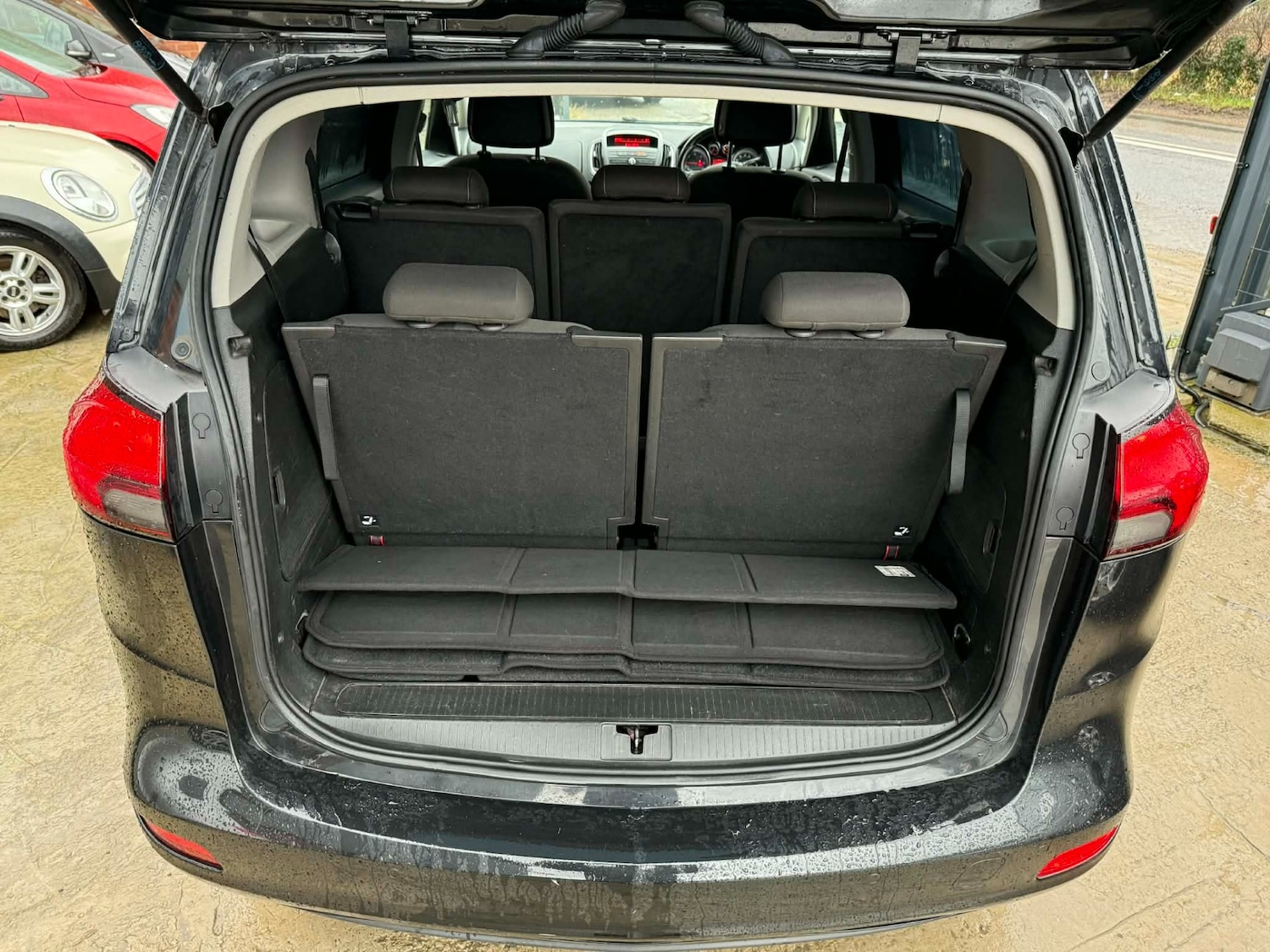 Used Vauxhall Zafira 2015 for sale - 77562596: Photo 14