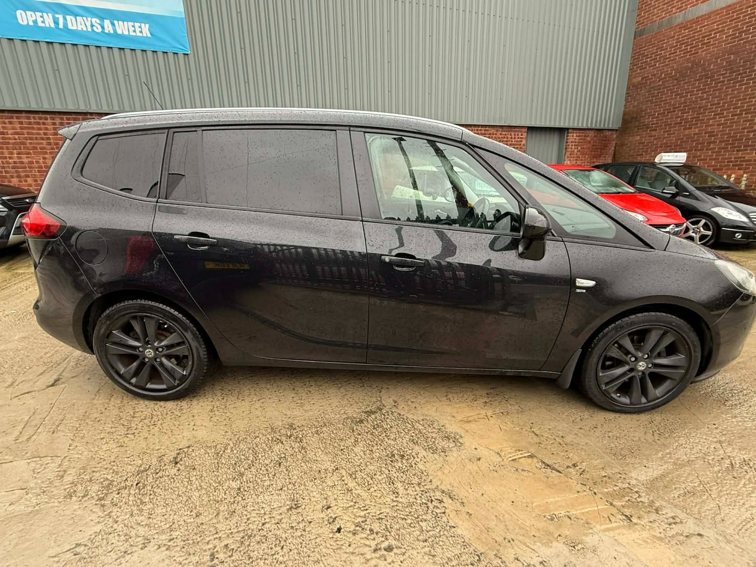 Used Vauxhall Zafira 2015 for sale - 77562596: Photo 5