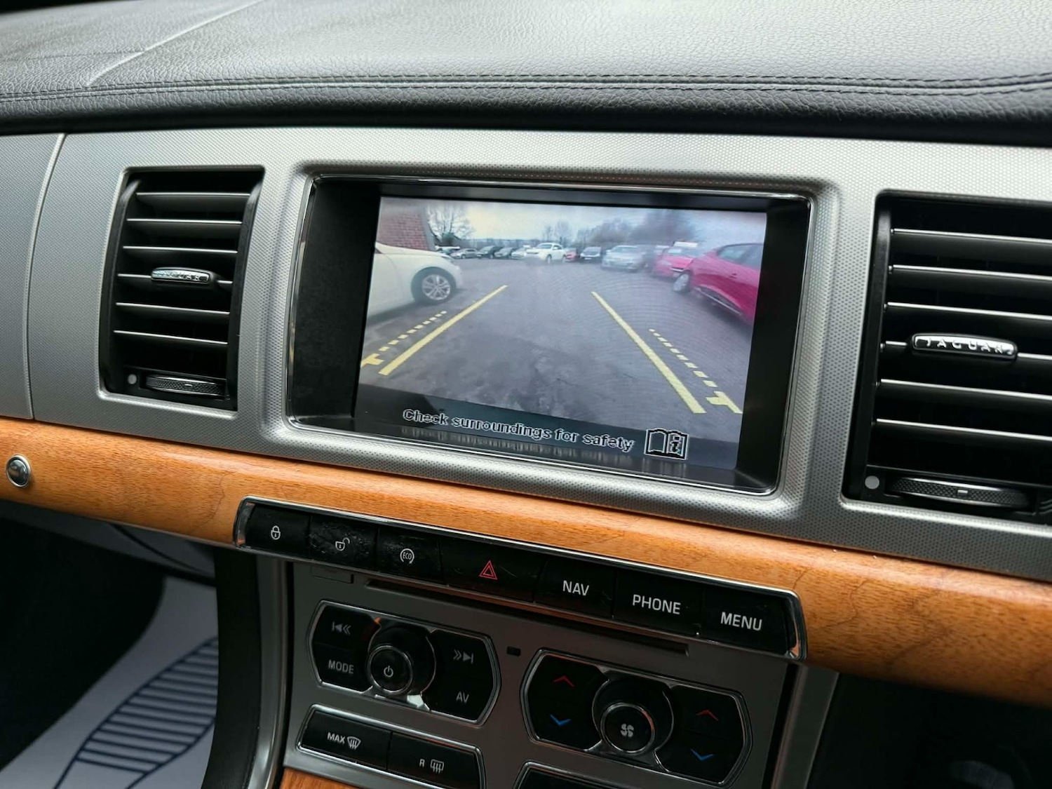 Used Jaguar XF 2012 for sale - 77395116: Photo 18