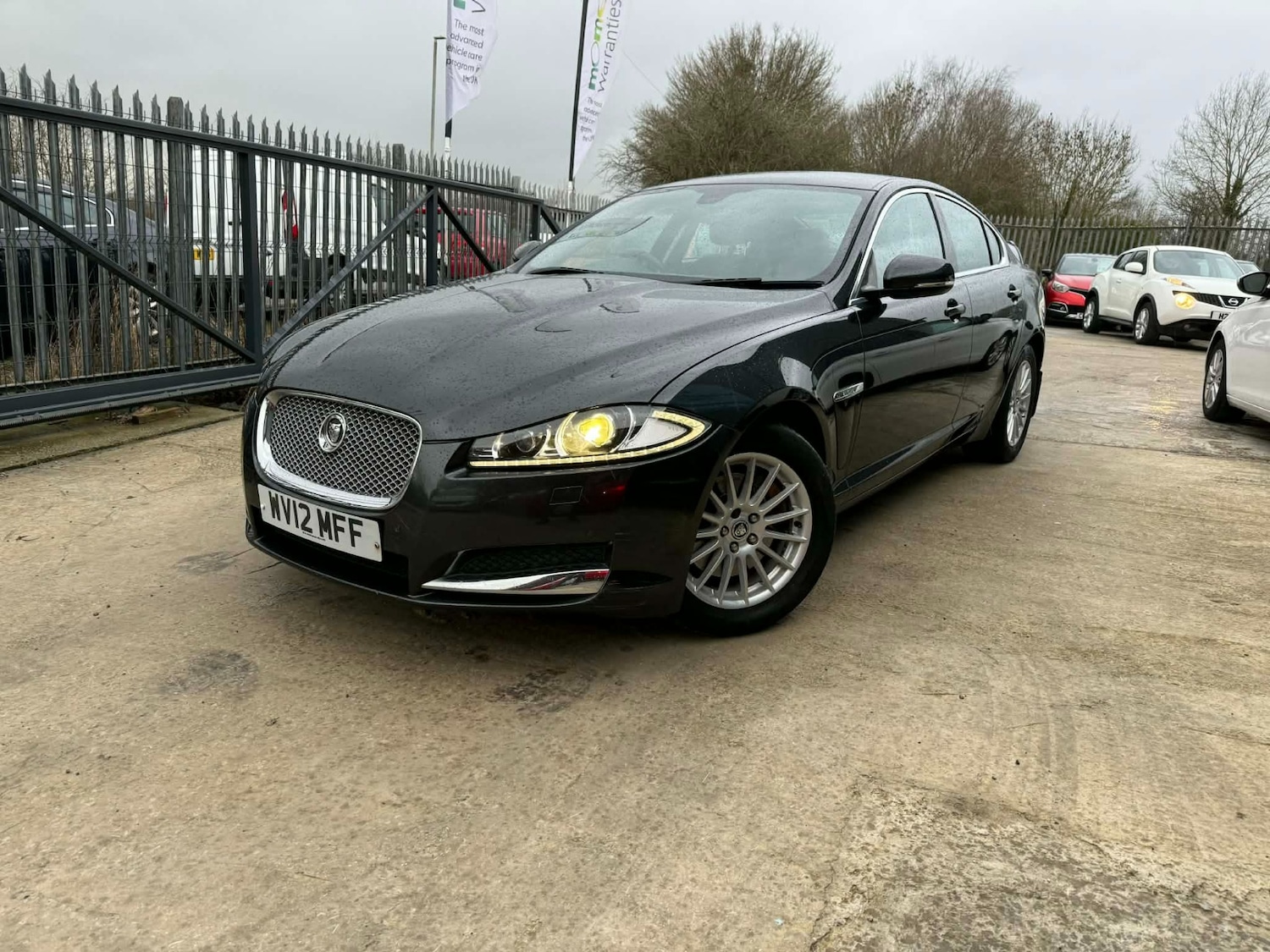 Used Jaguar XF 2012 for sale - 77395116: Photo 2