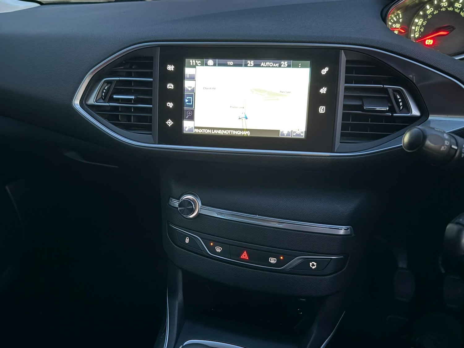 Used Peugeot 308 2015 for sale - 77662299: Photo 18