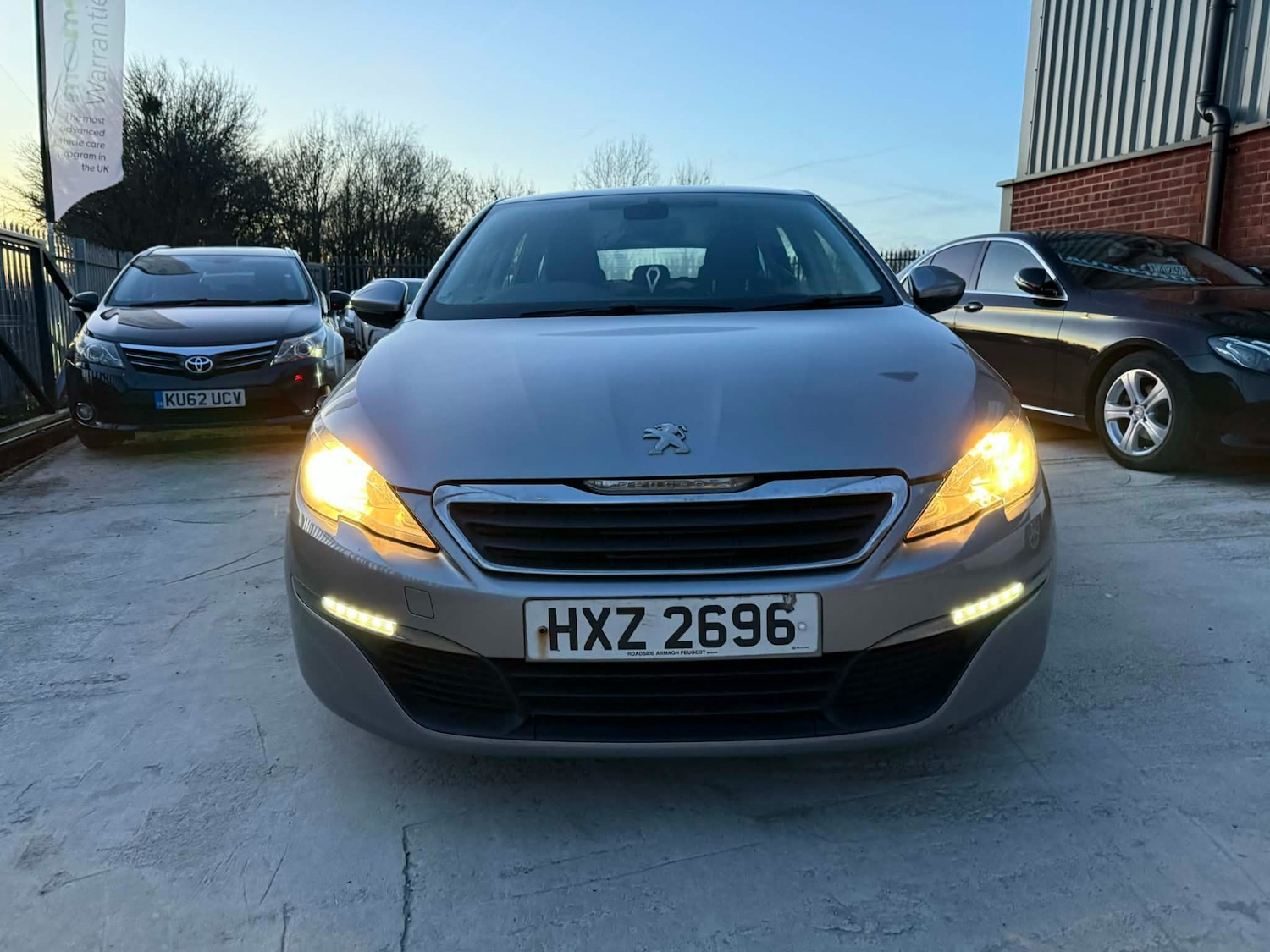 Used Peugeot 308 2015 for sale - 77662299: Photo 3