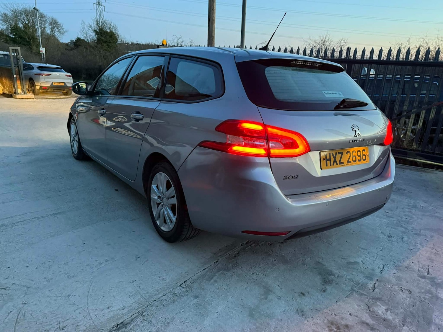 Used Peugeot 308 2015 for sale - 77662299: Photo 8