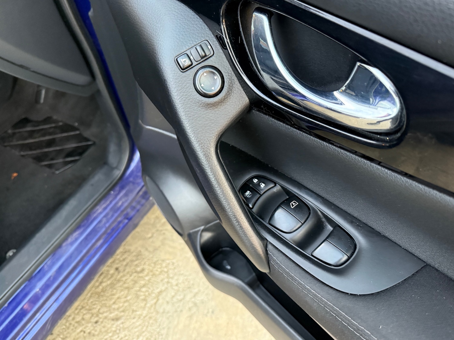 Used Nissan Qashqai 2016 for sale - 76324980: Photo 16