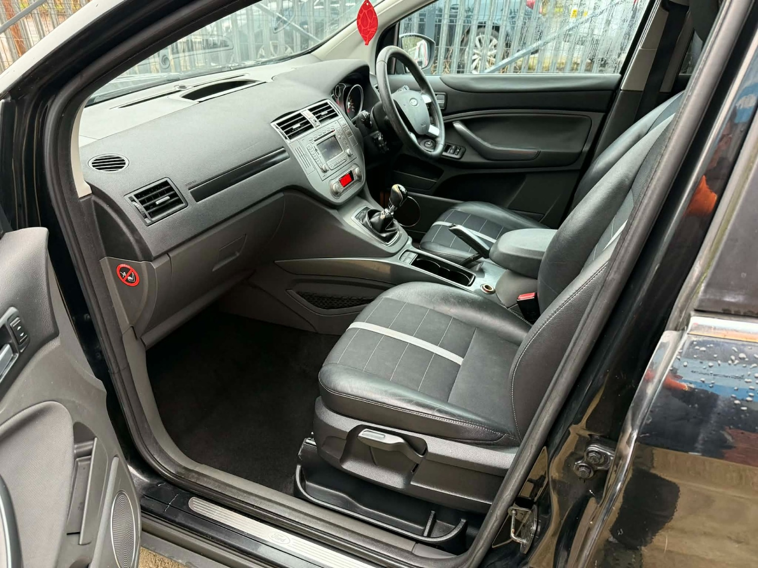 Used Ford Kuga 2010 for sale - 77399373: Photo 11