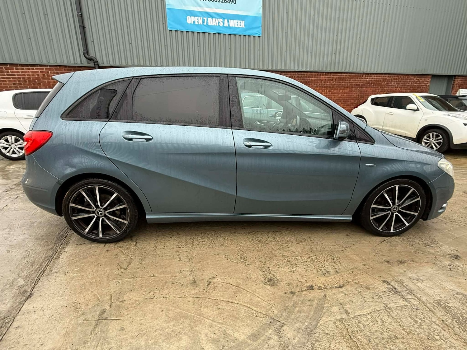 Used Mercedes-Benz B Class 2012 for sale - 77394016: Photo 5