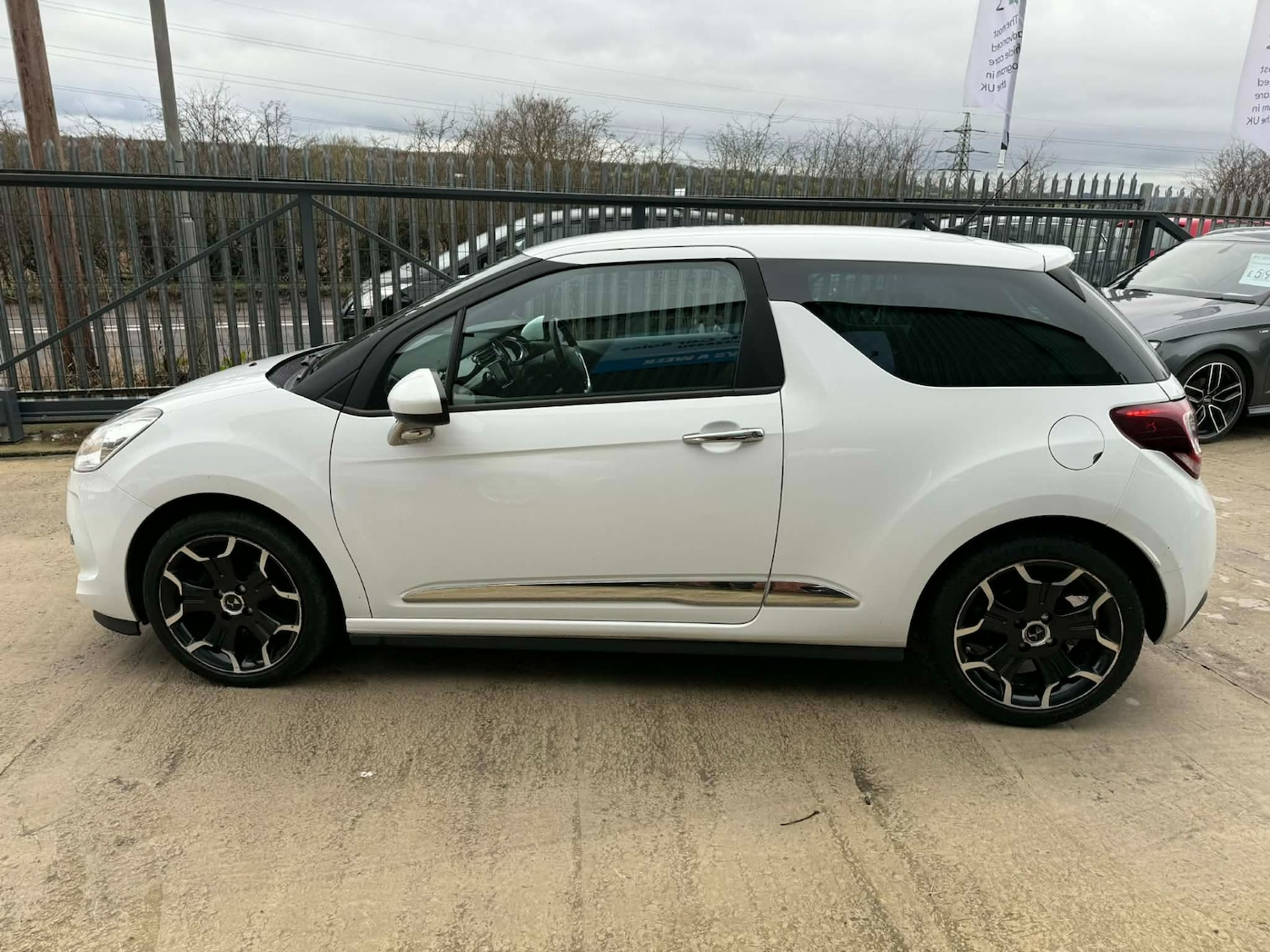Used DS Automobiles DS 3 2015 for sale - 77562617: Photo 7