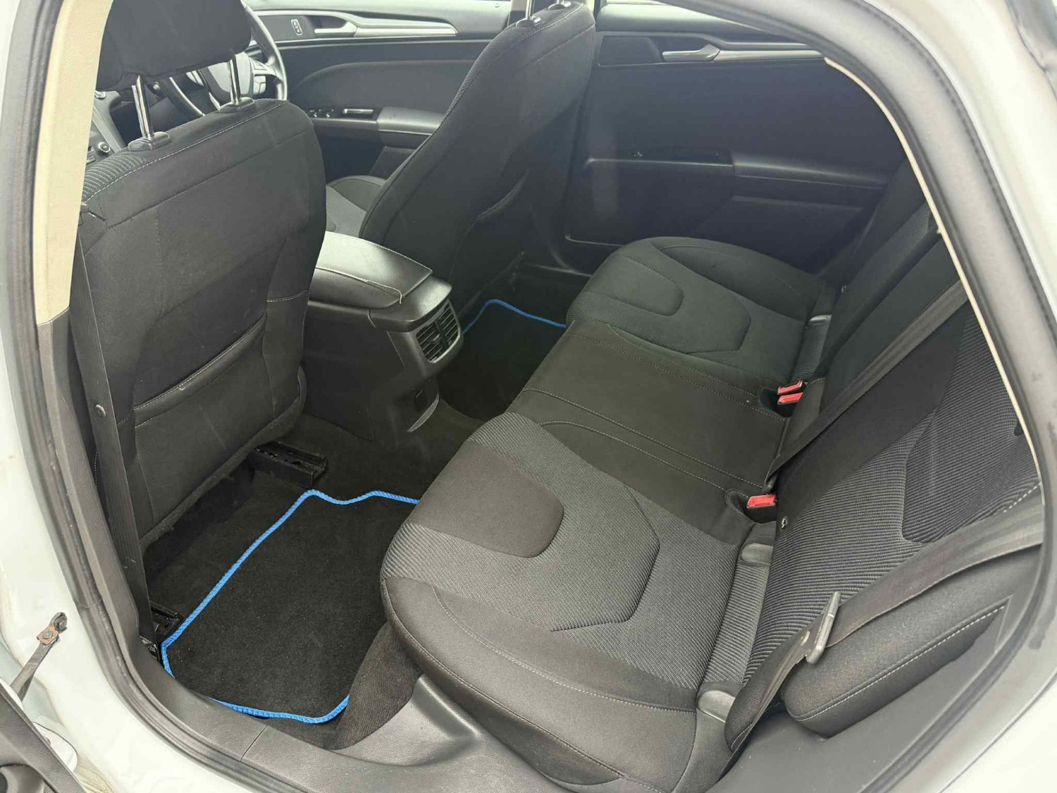 Used Ford Mondeo 2016 for sale - 76519529: Photo 12