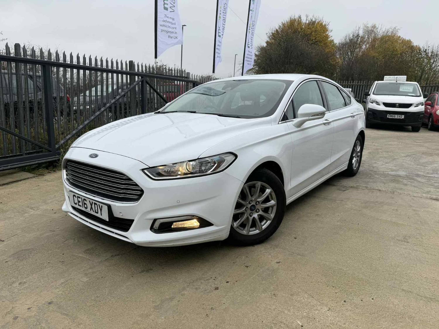 Used Ford Mondeo 2016 for sale - 76519529: Photo 2
