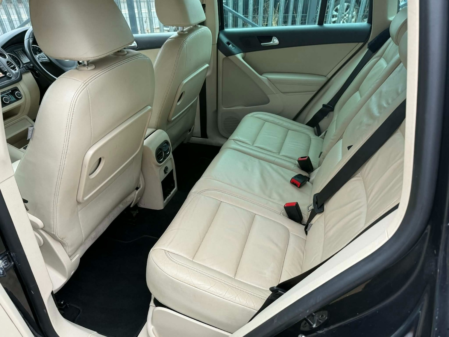 Used Volkswagen Tiguan 2011 for sale - 77225326: Photo 12