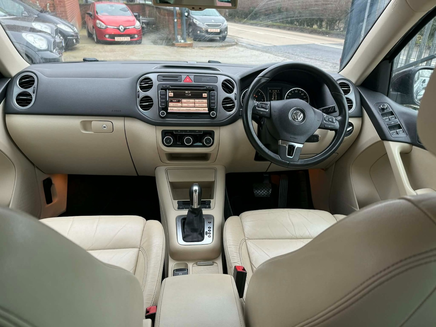 Used Volkswagen Tiguan 2011 for sale - 77225326: Photo 13