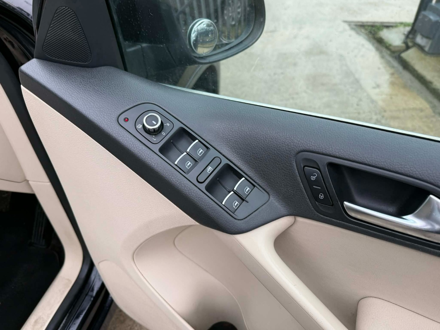 Used Volkswagen Tiguan 2011 for sale - 77225326: Photo 16