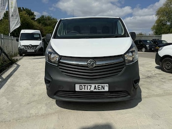 Used Vauxhall Vivaro 2017 for sale - 75541950: Photo
