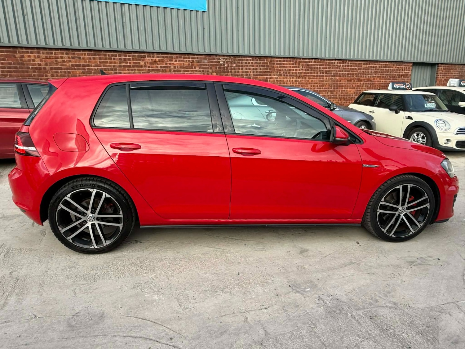 Used Volkswagen Golf 2014 for sale - 77877981: Photo 5