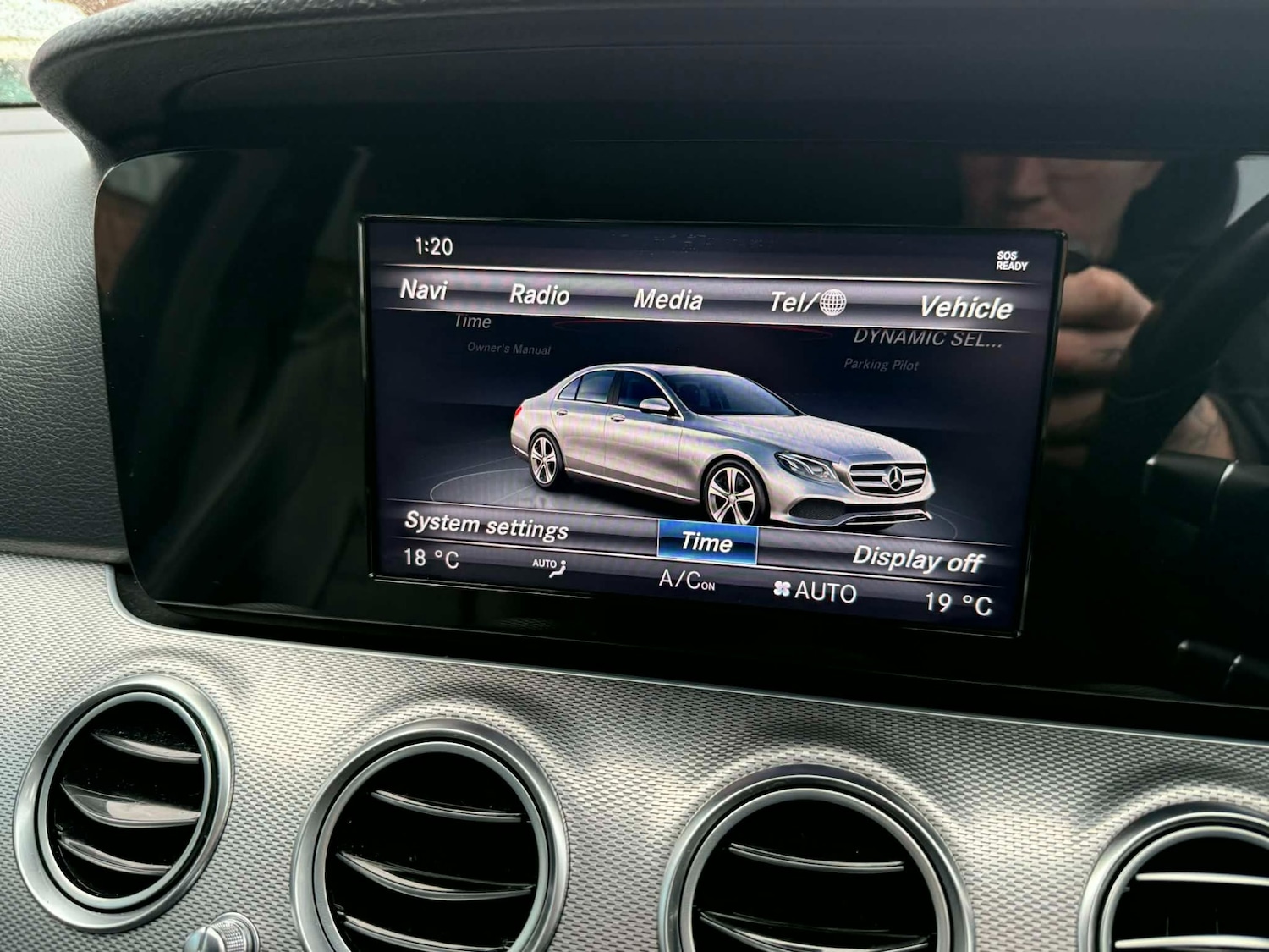 Used Mercedes-Benz E Class 2017 for sale - 77562625: Photo 17