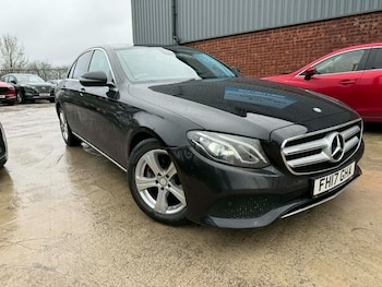 Used Mercedes-Benz E Class 2017 for sale - 77562625: Photo