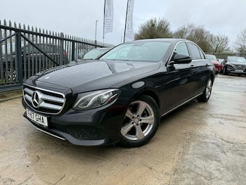 Used Mercedes-Benz E Class 2017 for sale - 77562625: Photo