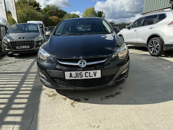 Used Vauxhall Astra 2015 for sale - 76023277: Photo