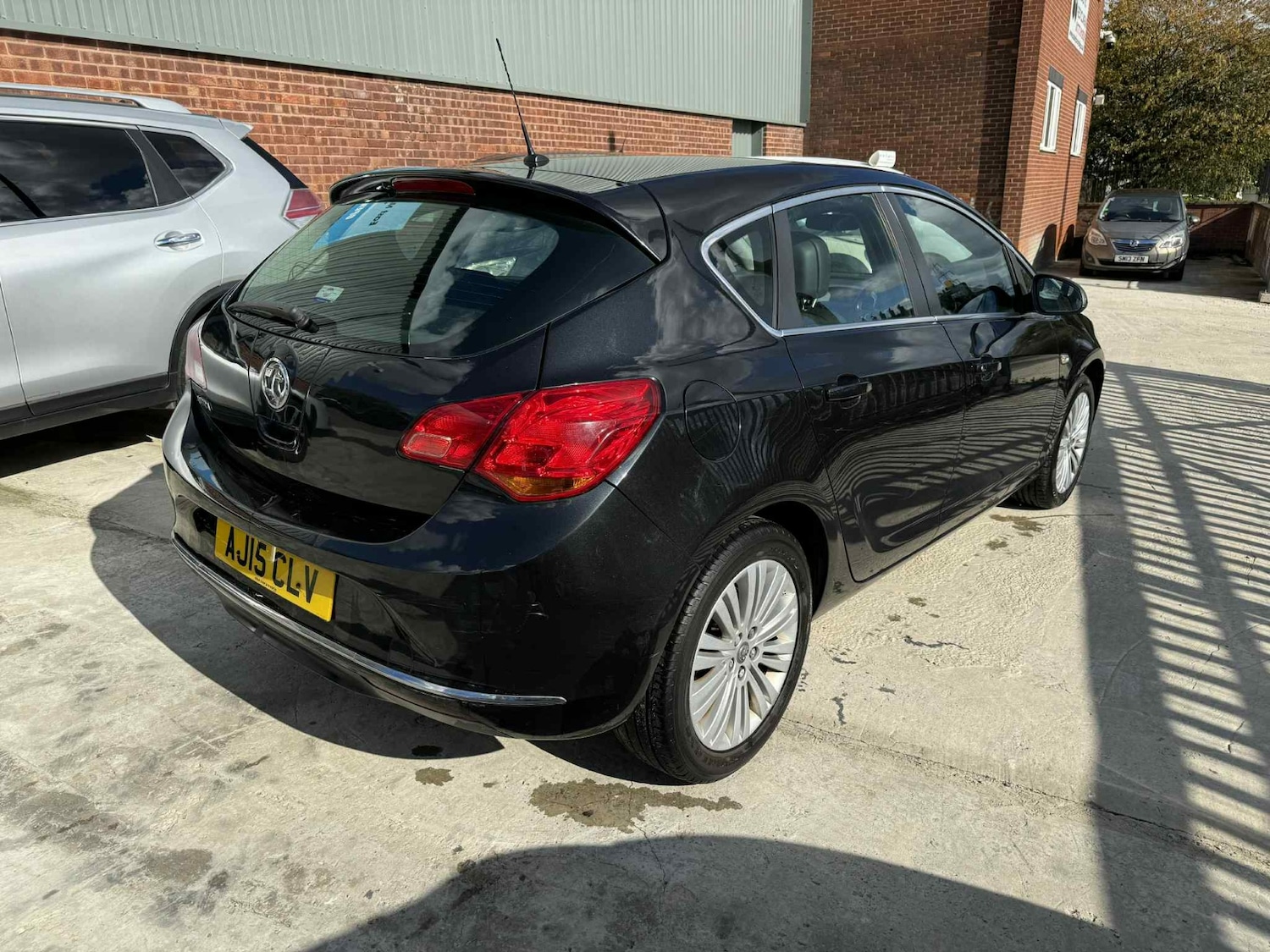 Vehicle 5