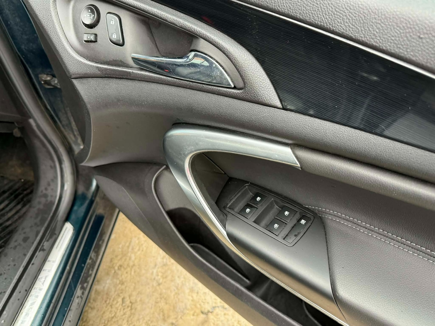 Used Vauxhall Insignia 2015 for sale - 77165123: Photo 17