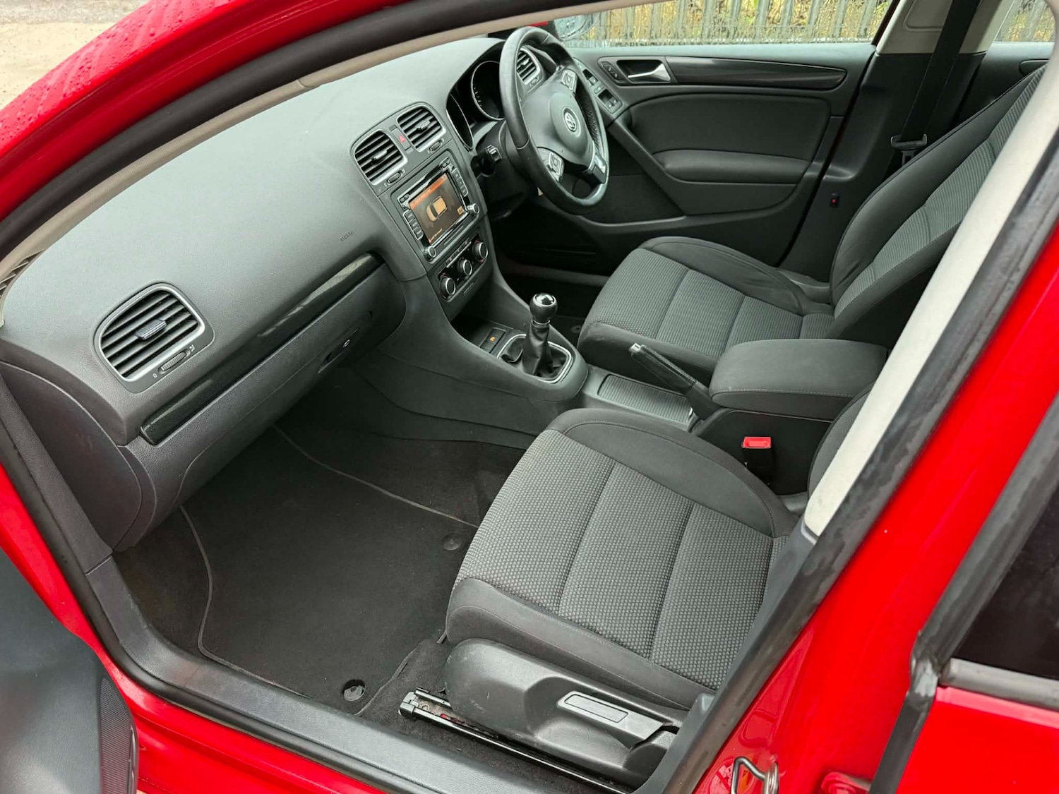 Used Volkswagen Golf 2012 for sale - 77225470: Photo 11