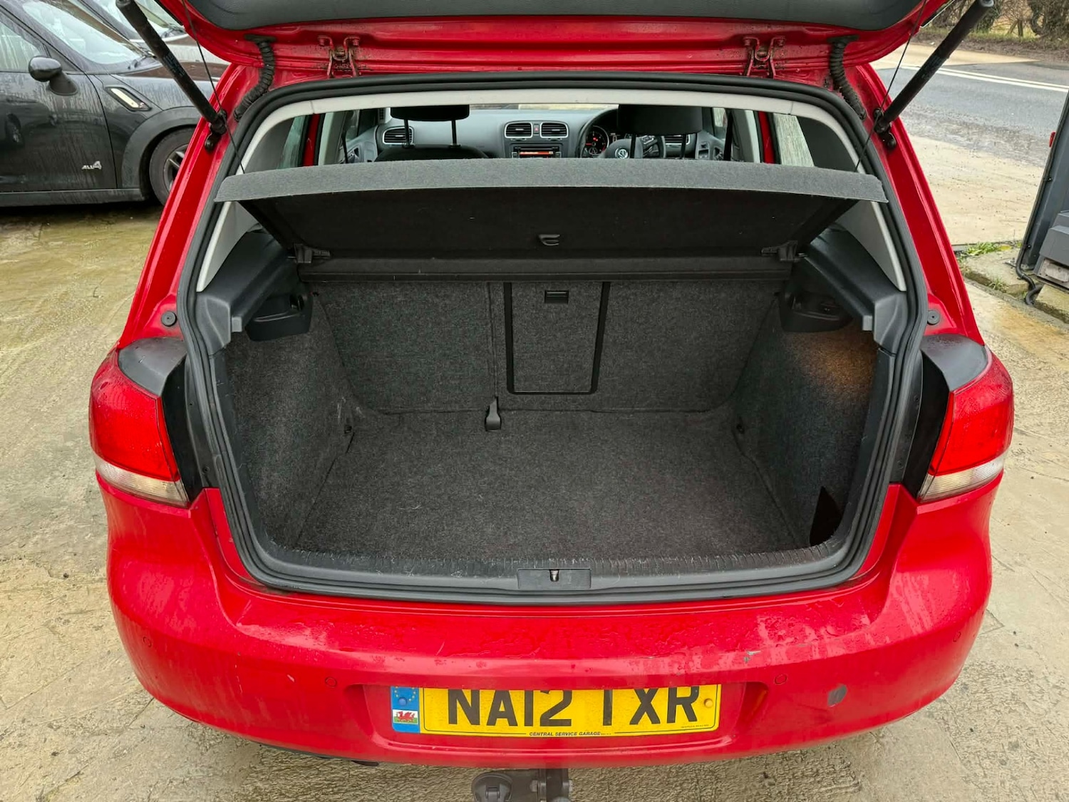 Used Volkswagen Golf 2012 for sale - 77225470: Photo 14