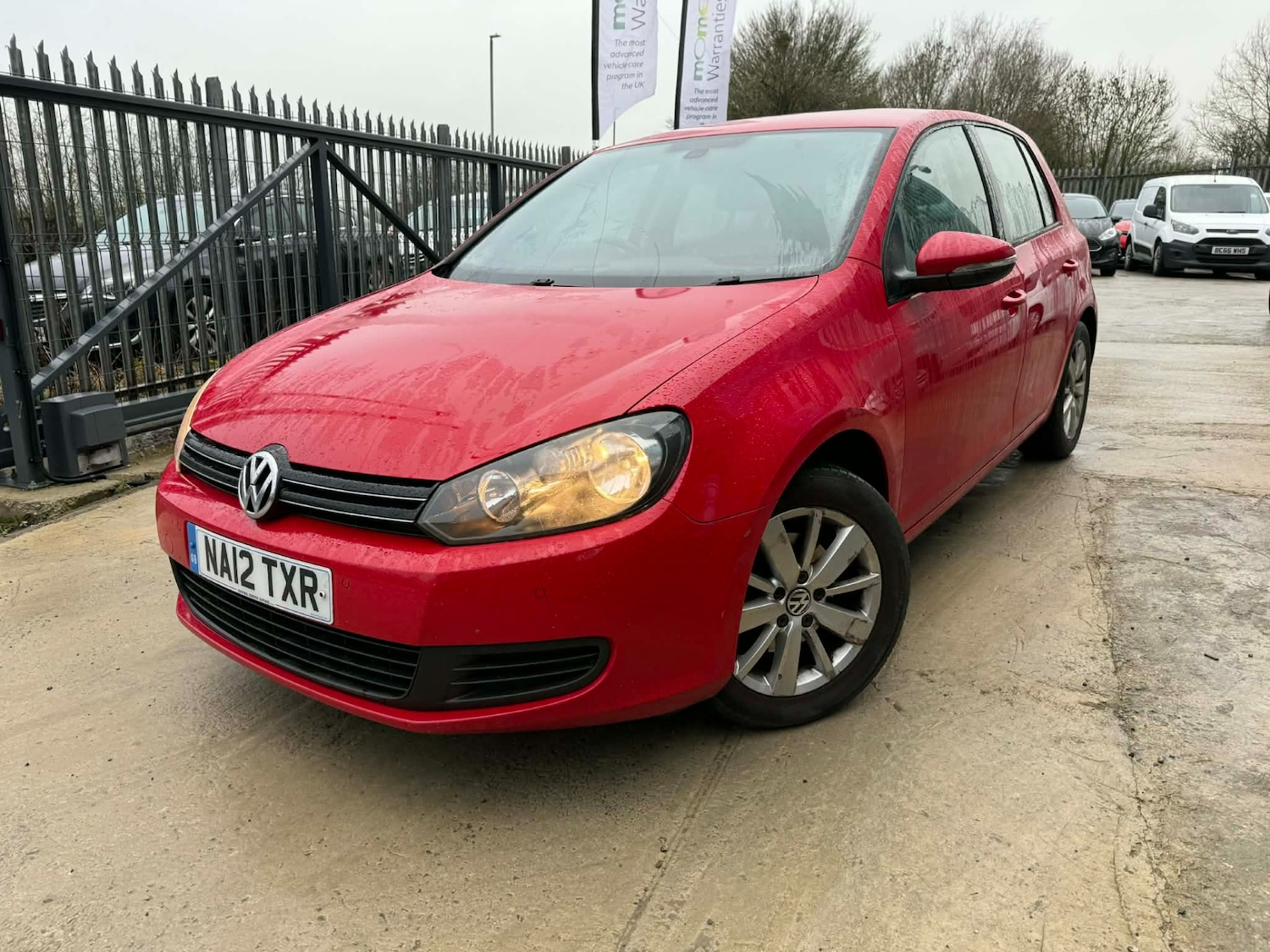 Used Volkswagen Golf 2012 for sale - 77225470: Photo 2