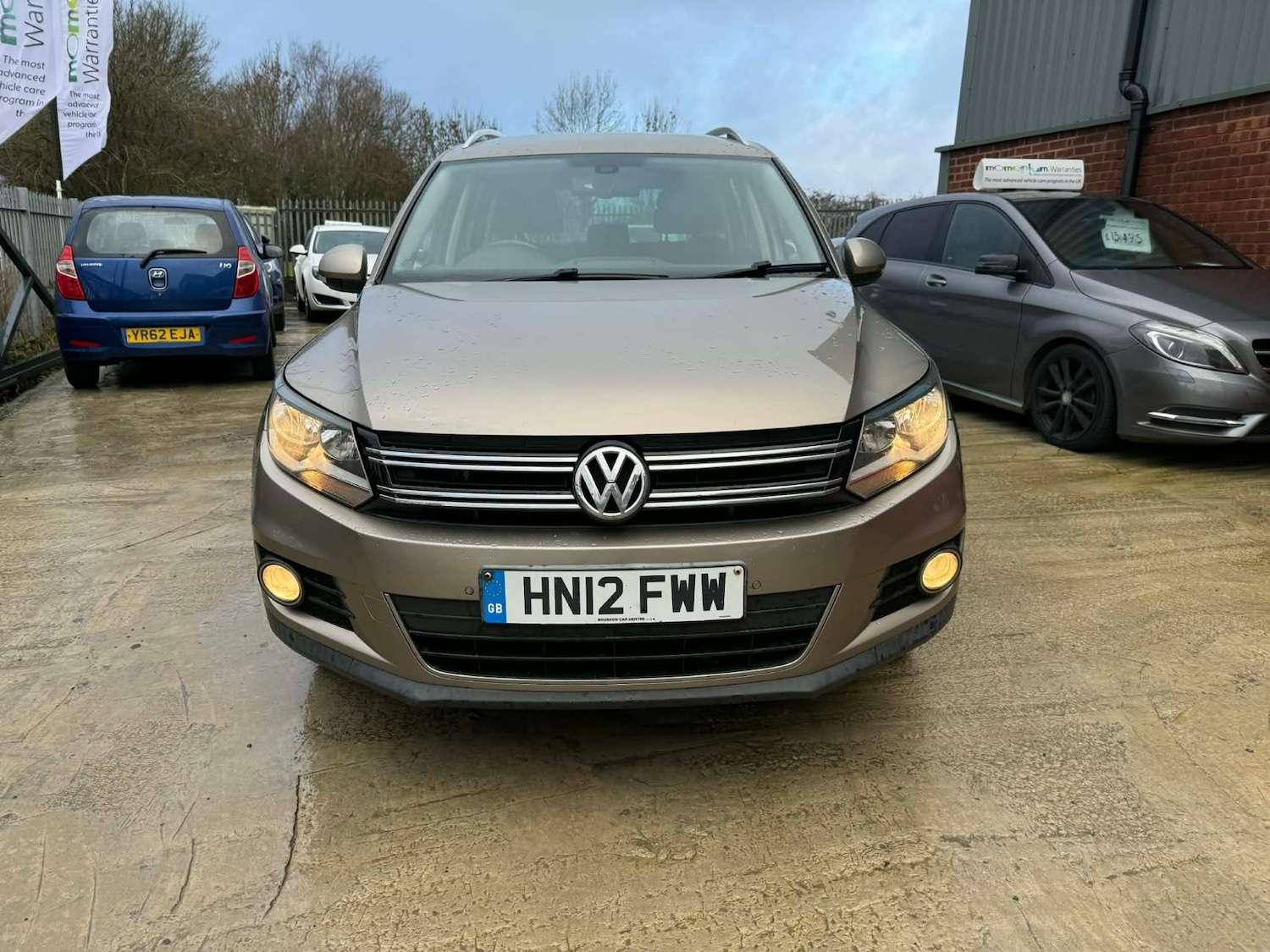 Used Volkswagen Tiguan 2012 for sale - 76847354: Photo 3