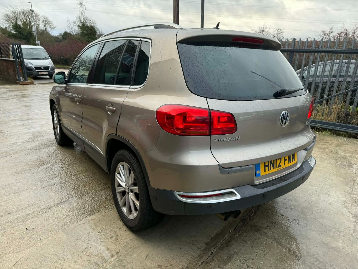 Used Volkswagen Tiguan 2012 for sale - 76847354: Photo 8
