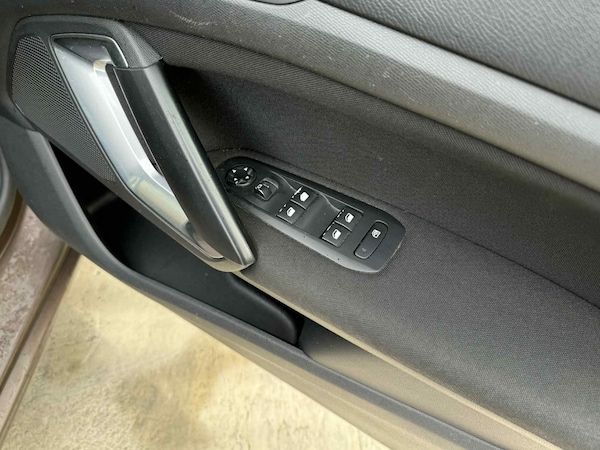 Used Peugeot 308 2014 for sale - 76177651: Photo 16