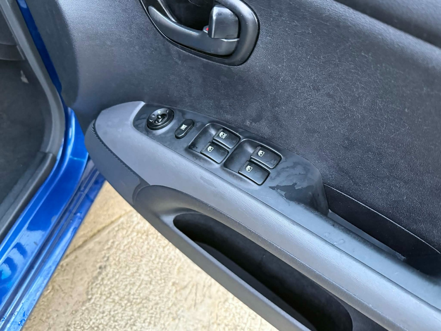 Used Hyundai i10 2012 for sale - 76847252: Photo 16