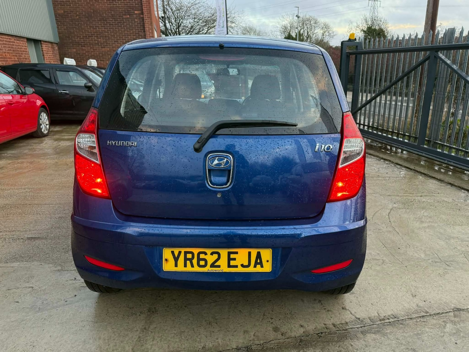 Used Hyundai i10 2012 for sale - 76847252: Photo 7