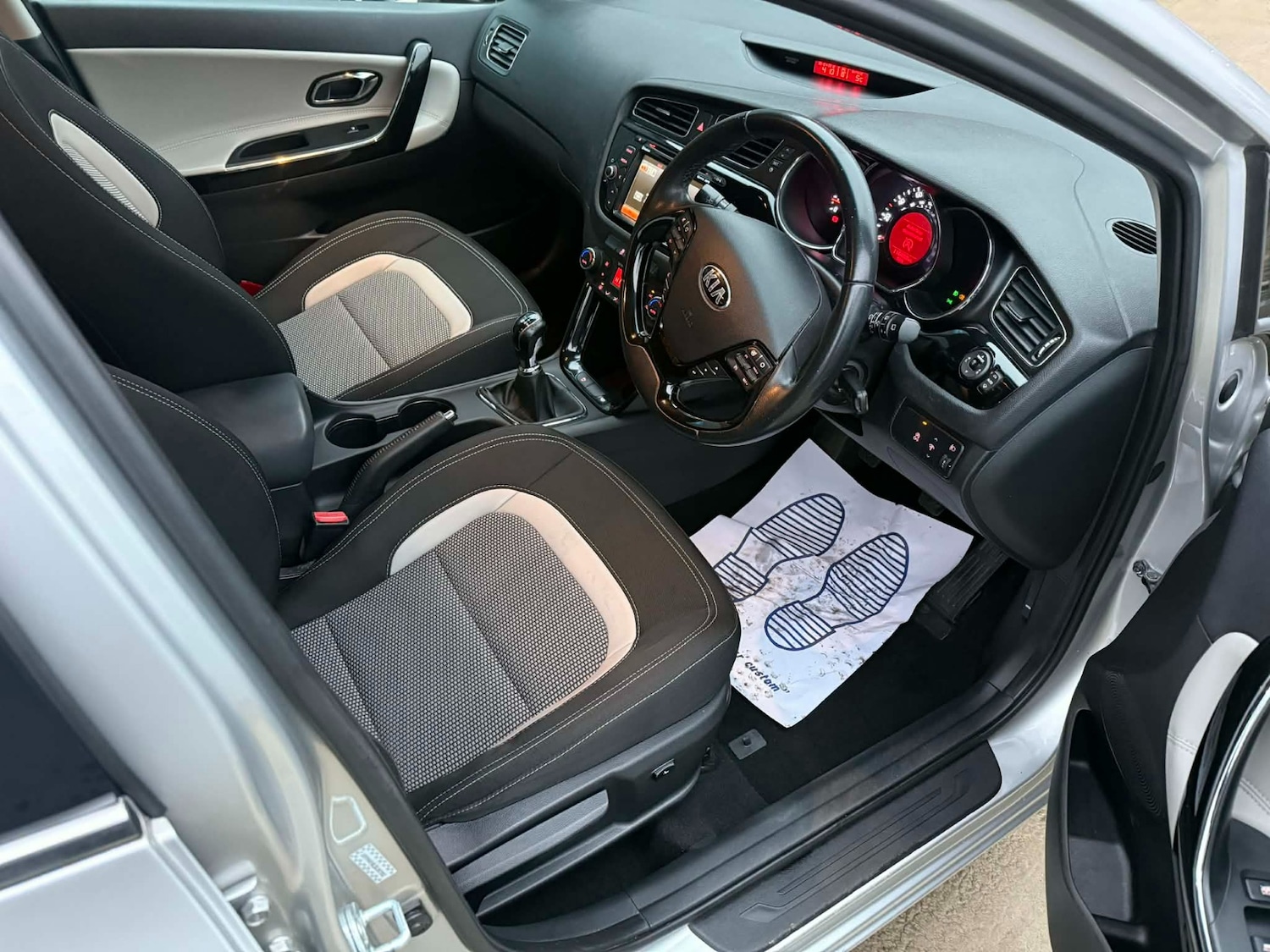 Used Kia Ceed 2013 for sale - 77482315: Photo 14