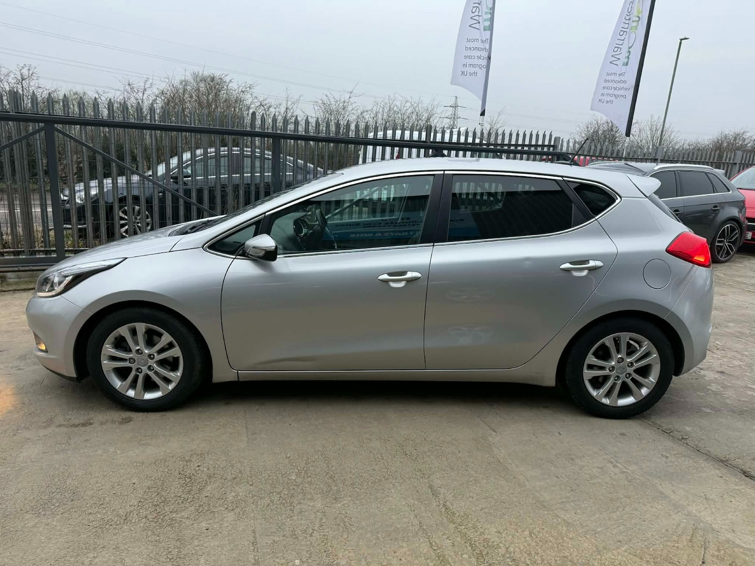 Used Kia Ceed 2013 for sale - 77482315: Photo 9