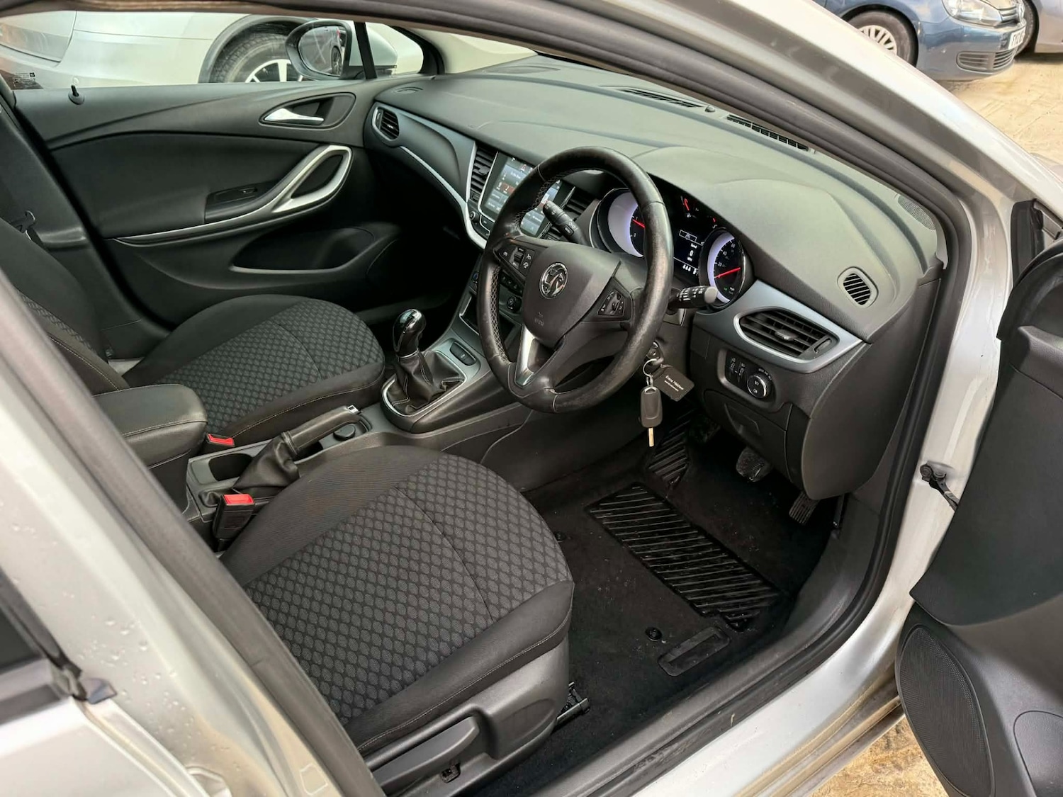 Used Vauxhall Astra 2018 for sale - 76615699: Photo 16