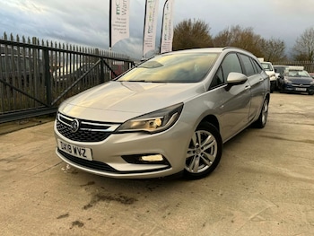 Used Vauxhall Astra 2018 for sale - 76615699: Photo