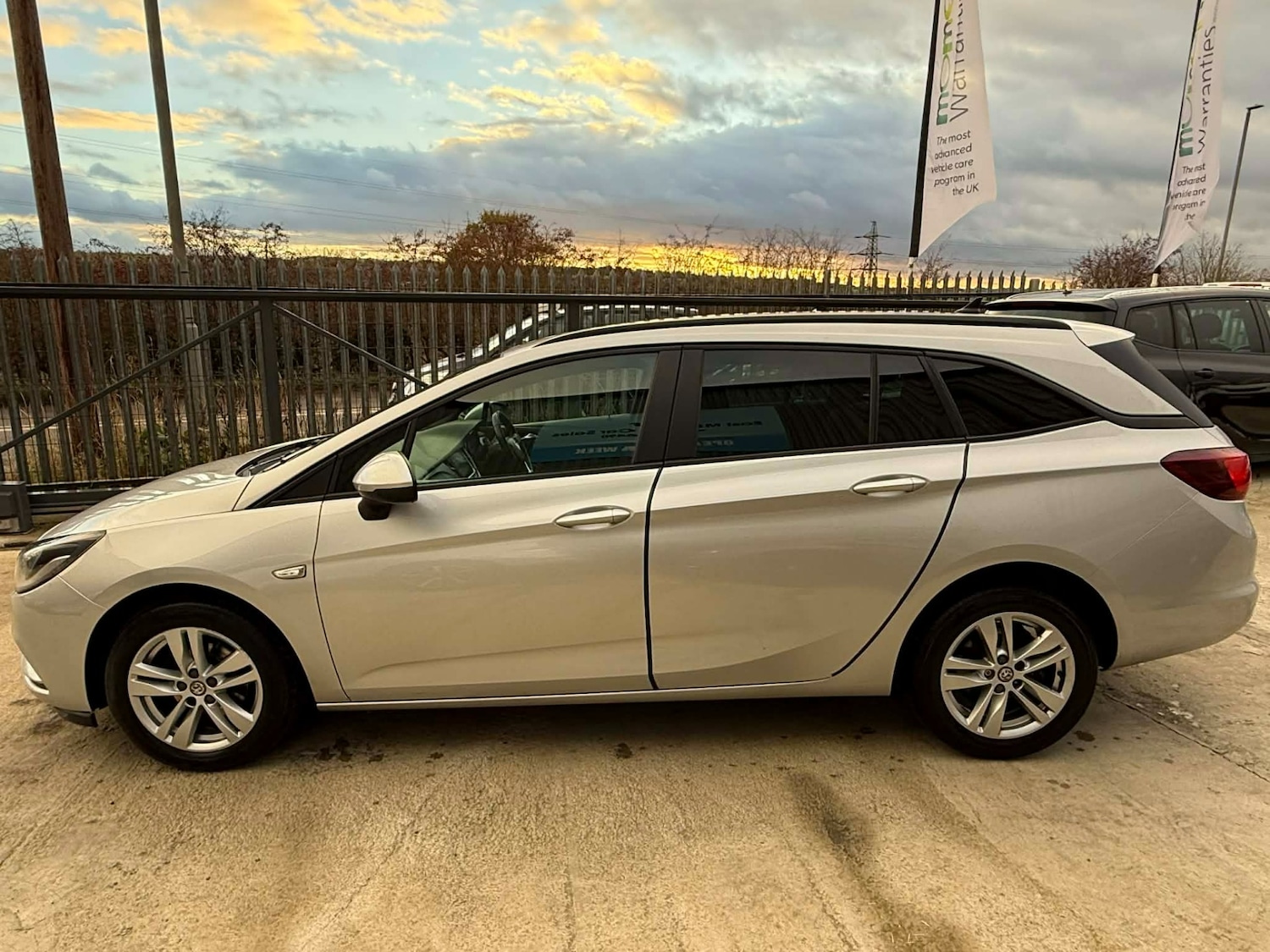 Used Vauxhall Astra 2018 for sale - 76615699: Photo 9