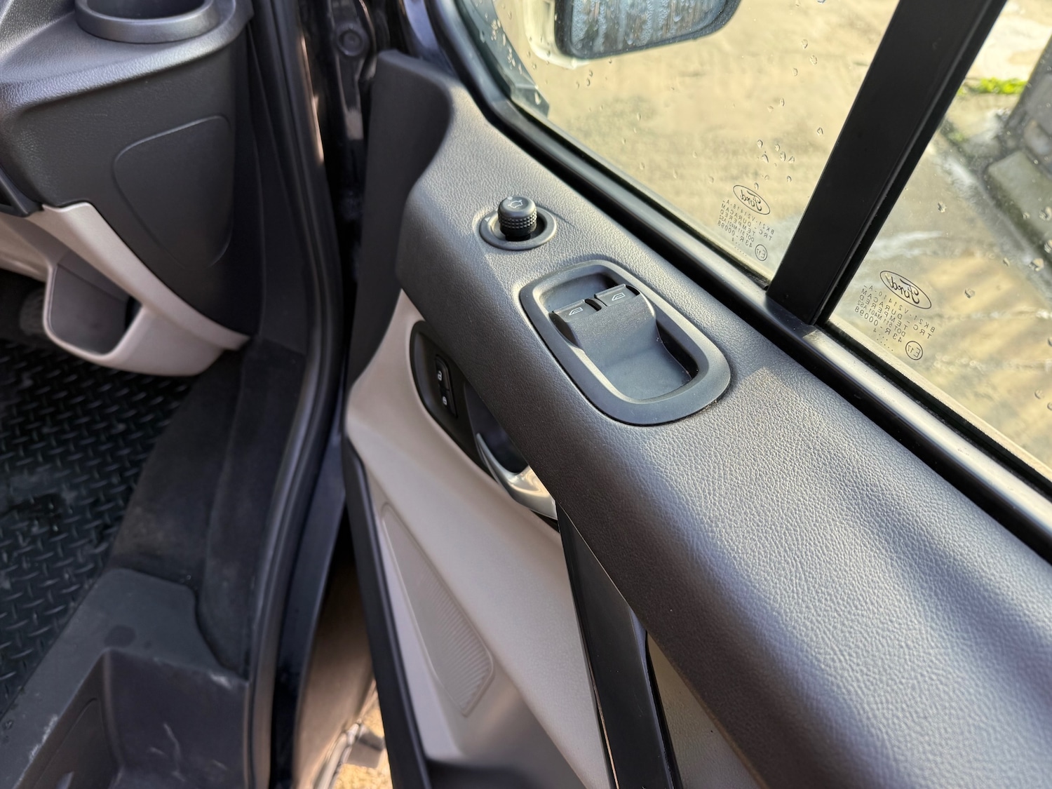 Used Ford Tourneo Custom 2014 for sale - 76555511: Photo 15