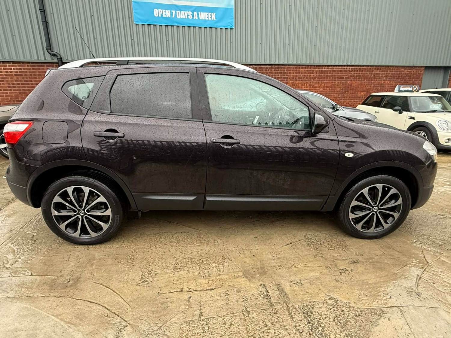 Used Nissan Qashqai 2012 for sale - 77888900: Photo 6