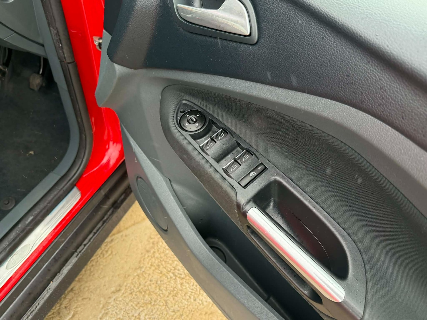 Used Ford Grand C-Max 2014 for sale - 77702551: Photo 16