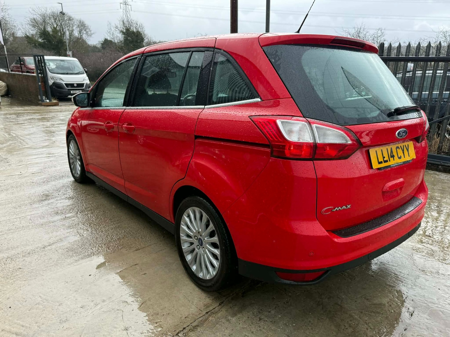 Used Ford Grand C-Max 2014 for sale - 77702551: Photo 8