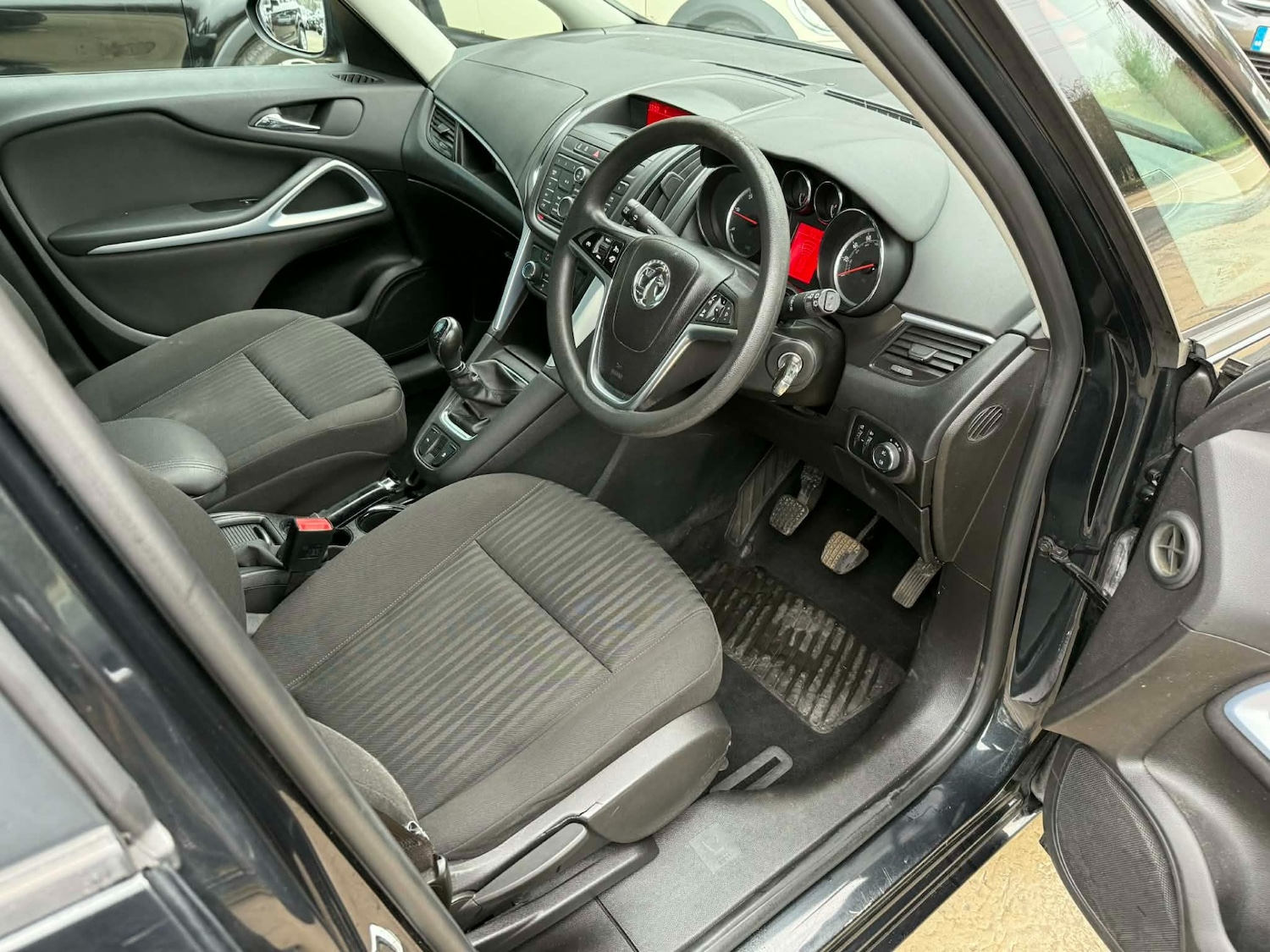 Used Vauxhall Zafira 2013 for sale - 77483017: Photo 15