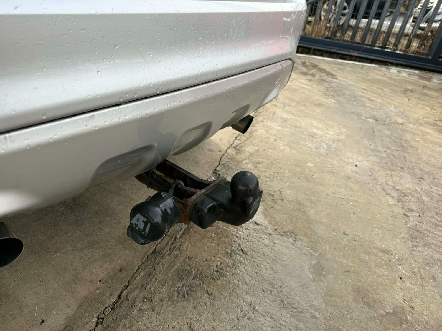 Used Ford Kuga 2009 for sale - 77225102: Photo 8