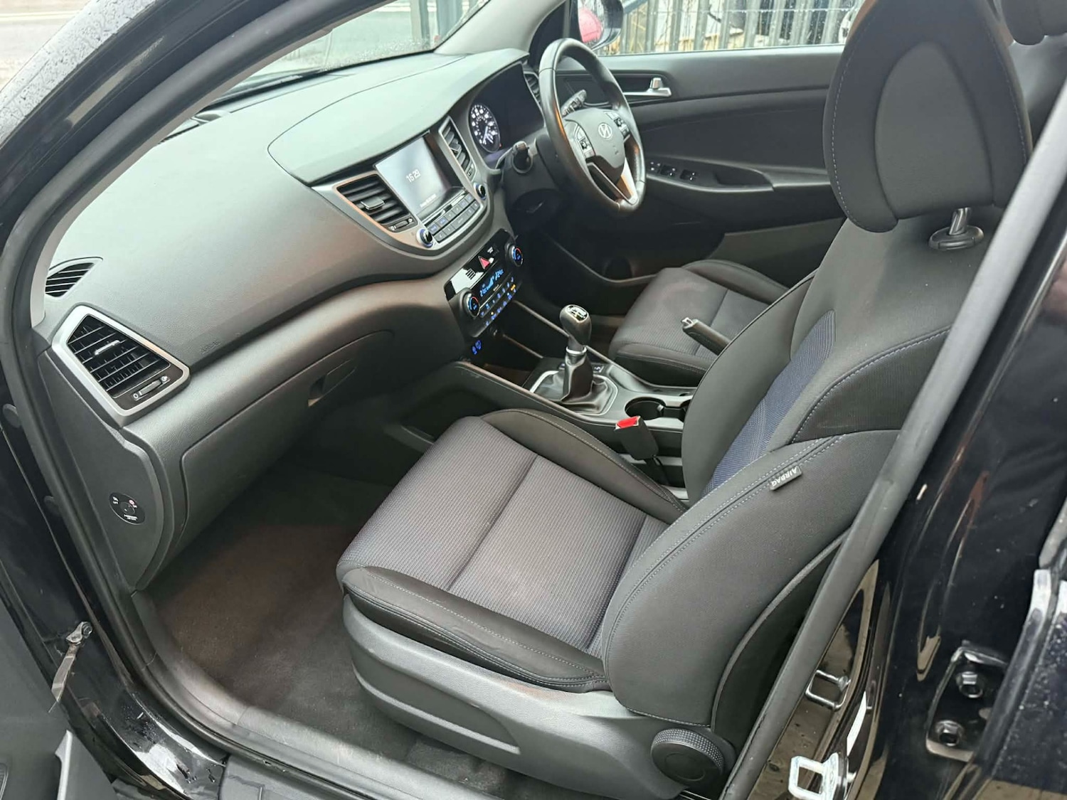 Used Hyundai TUCSON 2015 for sale - 77482621: Photo 11