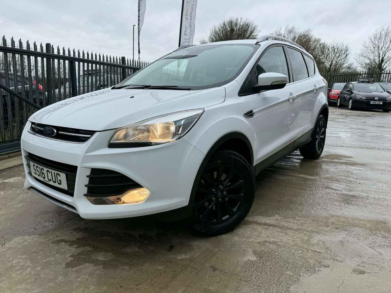 Used Ford Kuga 2016 for sale - 77888794: Photo 2