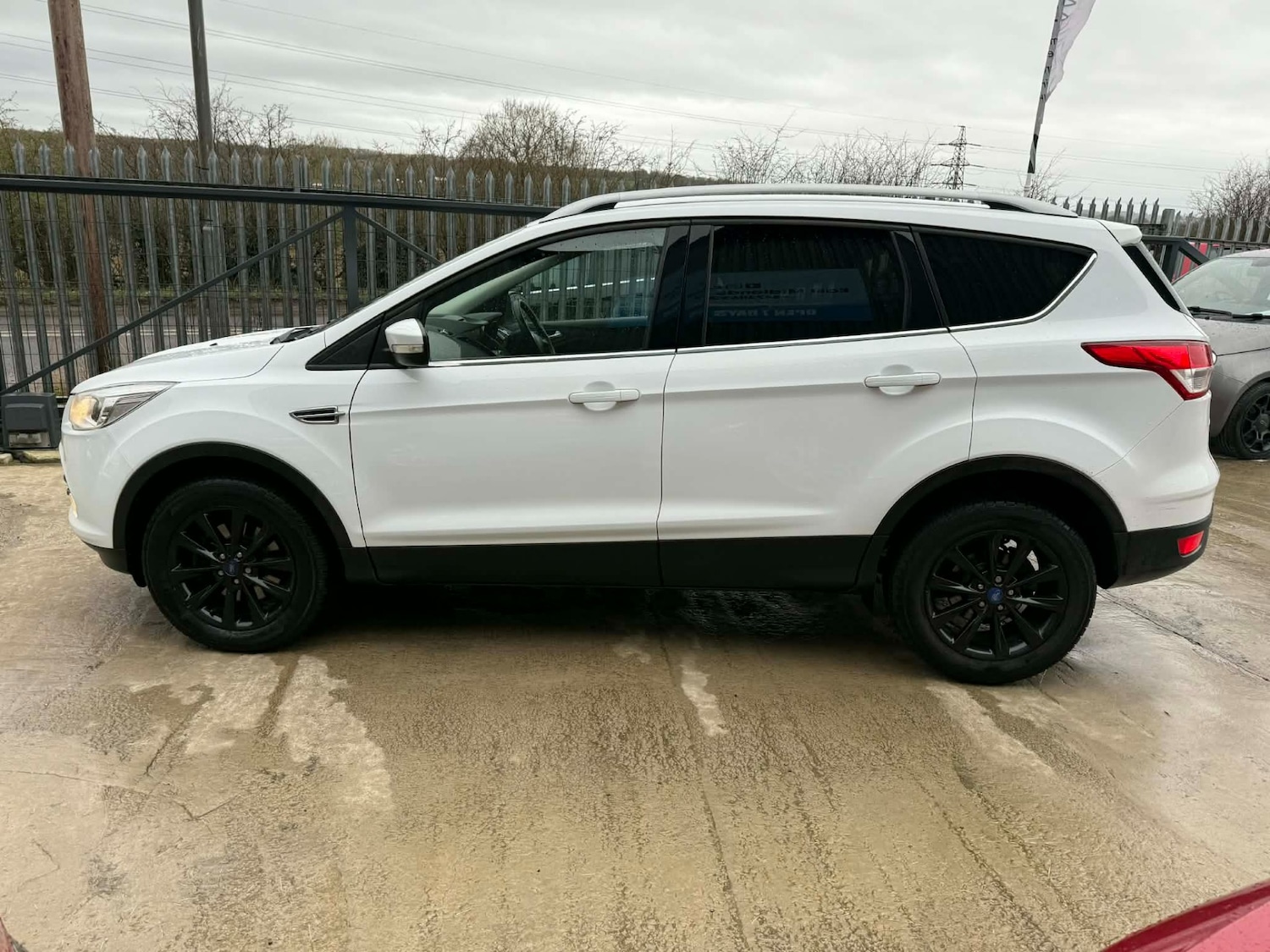 Used Ford Kuga 2016 for sale - 77888794: Photo 9