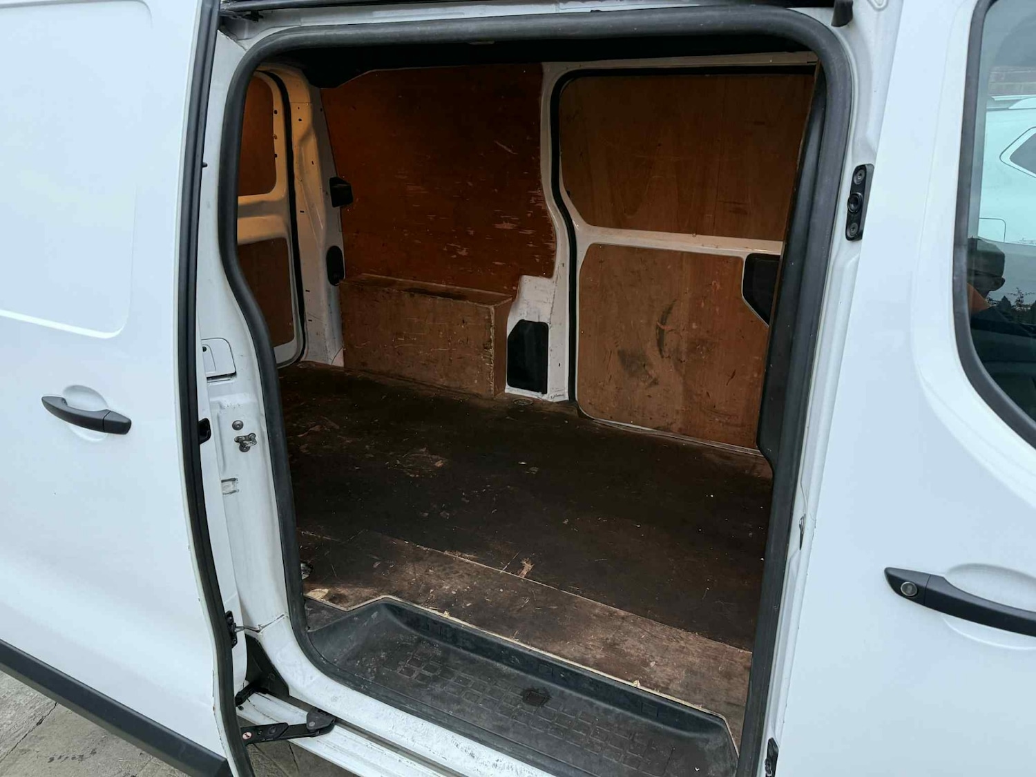 Used Peugeot Expert 2016 for sale - 76453125: Photo 14