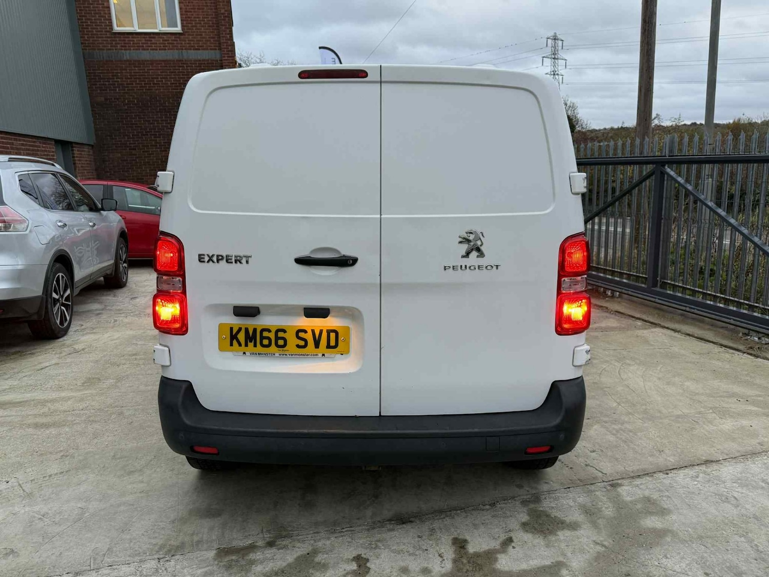 Used Peugeot Expert 2016 for sale - 76453125: Photo 6