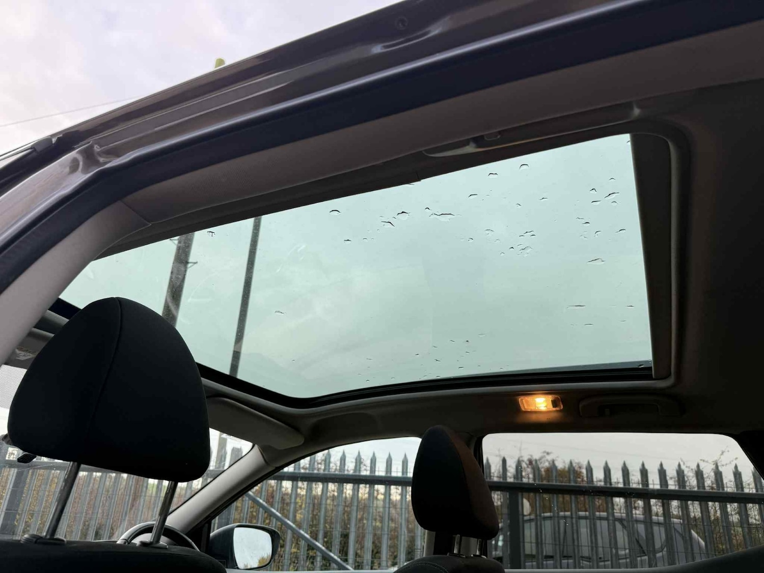 Used Nissan Qashqai 2016 for sale - 76526147: Photo 12